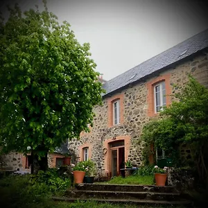 & Savonnerie De Bonnefon Couette-café Saint-Chély-dʼAubrac